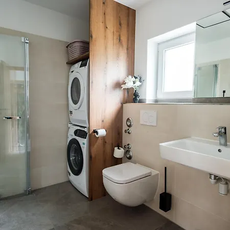 Apartment M3 *